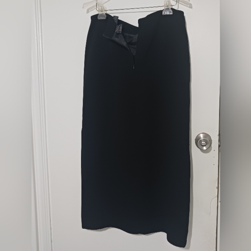 Laura Scott women's black maxi straight skirt